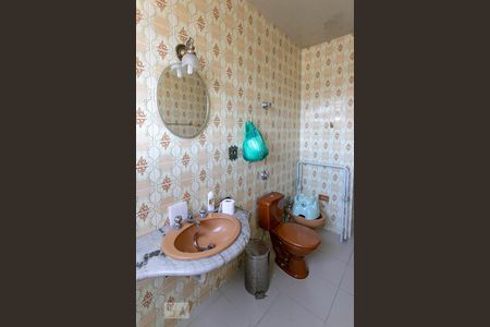 Casa à venda com 480m², 4 quartos e 12 vagasBanheiro Social