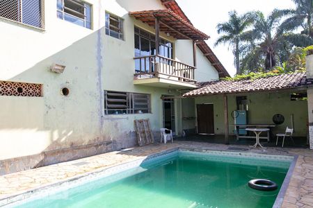 Casa à venda com 480m², 4 quartos e 12 vagasÁrea Gourmet