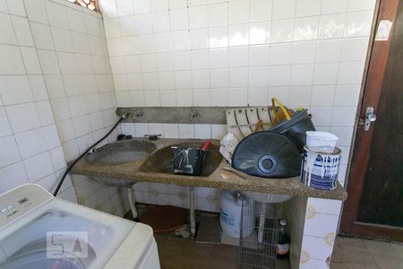 Casa à venda com 480m², 4 quartos e 12 vagasÁrea de Serviço