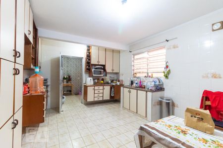 Casa para alugar com 240m², 3 quartos e 2 vagas Casa para alugar com 240m², 3 quartos e 2 vagasCozinha