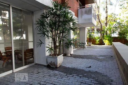 Apartamento para alugar com 43m², 1 quarto e 1 vaga Apartamento para alugar com 43m², 1 quarto e 1 vagaSalão de festas