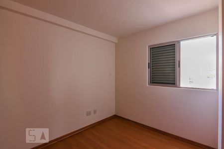 Quarto 2 de apartamento para alugar com 3 quartos, 94m² em Santo Antônio, Belo Horizonte