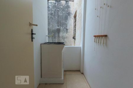 Apartamento para alugar com 80m², 2 quartos e sem vaga Apartamento para alugar com 80m², 2 quartos e sem vagaÁrea de serviço