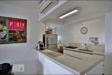 Apartamento para alugar com 94m², 2 quartos e 2 vagasCozinha