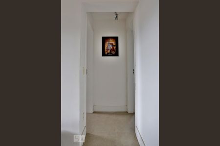 Apartamento para alugar com 94m², 2 quartos e 2 vagasCorredor para os Quartos