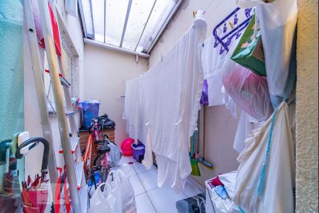 Casa à venda com 99m², 2 quartos e 2 vagasVaranda de Serviço