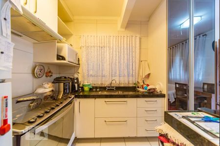 Casa à venda com 99m², 2 quartos e 2 vagasCozinha