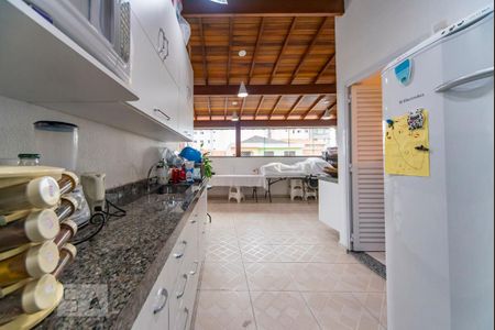 Casa à venda com 99m², 2 quartos e 2 vagasCobertura
