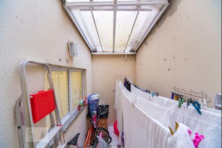 Casa à venda com 99m², 2 quartos e 2 vagasVaranda de Serviço