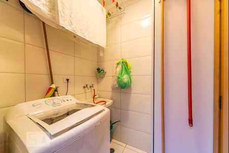 Casa à venda com 99m², 2 quartos e 2 vagasÁrea de Serviço