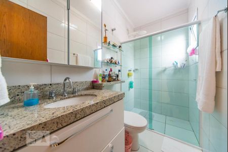 Casa à venda com 99m², 2 quartos e 2 vagasBanheiro do Quarto 1