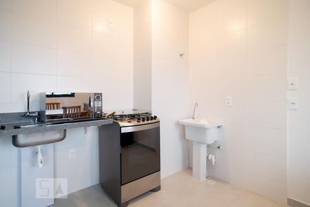 Sala / Cozinha de apartamento para alugar com 1 quarto, 34m² em Jurubatuba, São Paulo