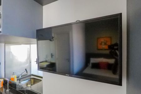 TV de kitnet/studio para alugar com 1 quarto, 24m² em Liberdade, São Paulo