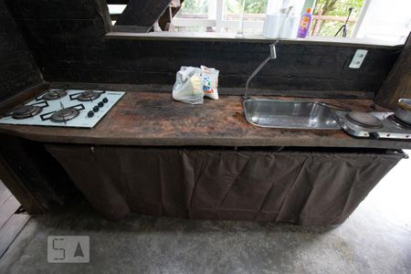 Cozinha de casa para alugar com 1 quarto, 80m² em Rio Tavares, Florianópolis