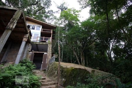 Casa para alugar com 80m², 1 quarto e 3 vagasFachada da casa