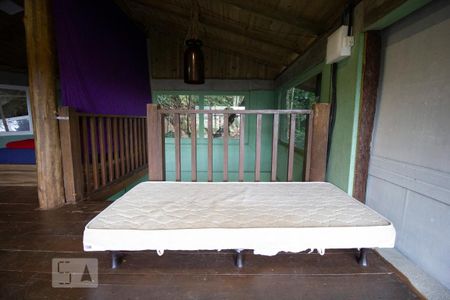 Casa para alugar com 80m², 1 quarto e 3 vagasQuarto
