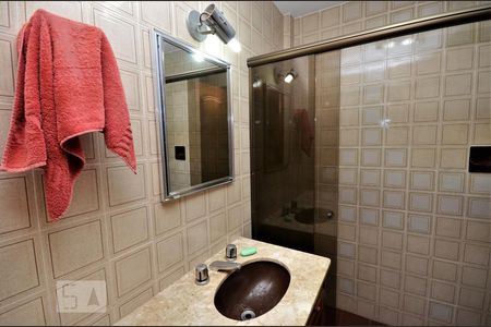 Apartamento à venda com 113m², 3 quartos e 1 vagaBanheiro da Suíte