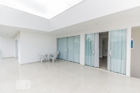 Casa para alugar com 300m², 6 quartos e 3 vagasVaranda