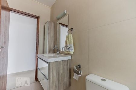 Casa para alugar com 300m², 6 quartos e 3 vagasBanheiro da Suíte