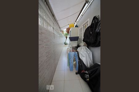 Casa de condomínio à venda com 175m², 4 quartos e 4 vagasÁrea de Serviço