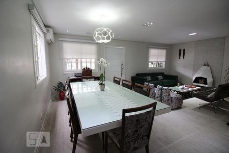 Sala de Jantar de casa de condomínio à venda com 4 quartos, 175m² em Taboão, São Bernardo do Campo