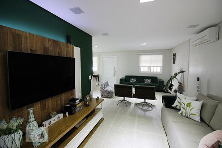 Sala de casa de condomínio à venda com 4 quartos, 175m² em Taboão, São Bernardo do Campo