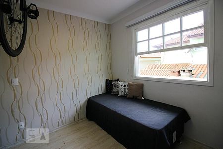 Casa de condomínio à venda com 175m², 4 quartos e 4 vagasQuarto 4