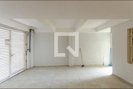 Garagem de casa para alugar com 3 quartos, 270m² em Parque Monteiro Soares, São Paulo