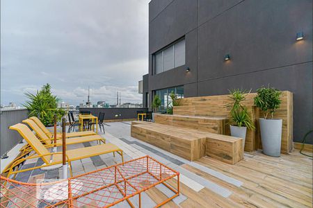 Studio para alugar com 24m², 1 quarto e sem vaga Studio para alugar com 24m², 1 quarto e sem vagaÁrea comum - Piscina