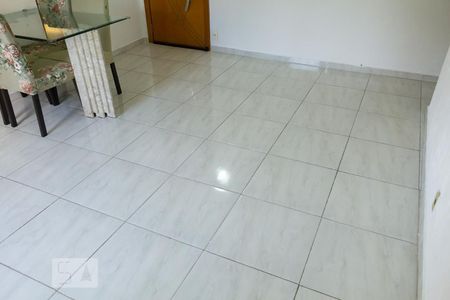 piso da sala de apartamento para alugar com 1 quarto, 58m² em Andaraí, Rio de Janeiro