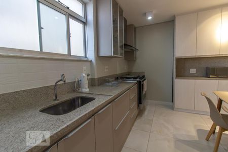 Cozinha de apartamento para alugar com 2 quartos, 60m² em Anchieta, Belo Horizonte