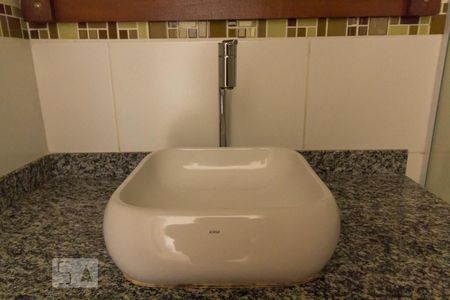 Apartamento para alugar com 68m², 1 quarto e 1 vaga Apartamento para alugar com 68m², 1 quarto e 1 vagaBanheiro