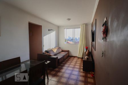 Sala de Apartamento com 3 quartos, 63m² Macedo