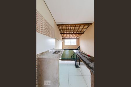 Área Comum - Cozinha de kitnet/studio para alugar com 1 quarto, 20m² em Caiçaras, Belo Horizonte