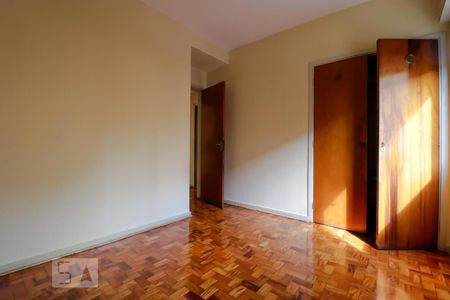 Apartamento à venda com 90m², 3 quartos e 1 vagaQuarto 02