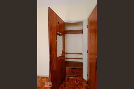 Apartamento à venda com 90m², 3 quartos e 1 vagaQuarto 03 - Armário