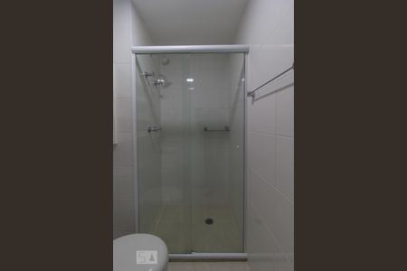 Studio para alugar com 38m², 1 quarto e 1 vaga Studio para alugar com 38m², 1 quarto e 1 vagaBanheiro