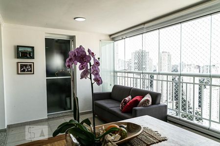Apartamento à venda com 95m², 3 quartos e 3 vagasVaranda