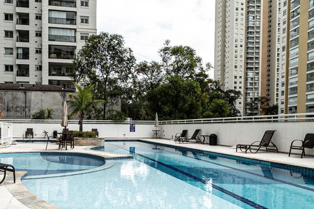 Apartamento à venda com 95m², 3 quartos e 3 vagasÁrea comum - Piscina