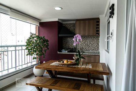 Varanda de apartamento à venda com 3 quartos, 95m² em Vila Andrade, São Paulo