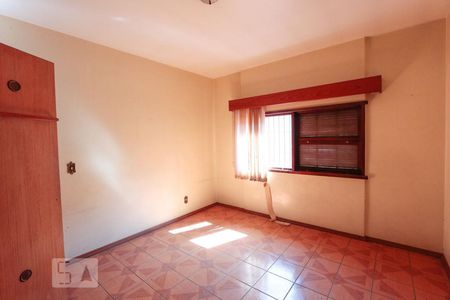 Casa à venda com 679m², 4 quartos e 8 vagas Casa à venda com 679m², 4 quartos e 8 vagassuite