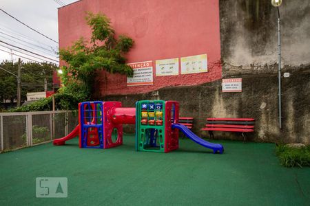 Apartamento para alugar com 55m², 3 quartos e sem vaga Apartamento para alugar com 55m², 3 quartos e sem vagaPlayground