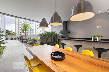 Studio para alugar com 42m², 1 quarto e 1 vaga Studio para alugar com 42m², 1 quarto e 1 vagaÁrea comum - Churrasqueira