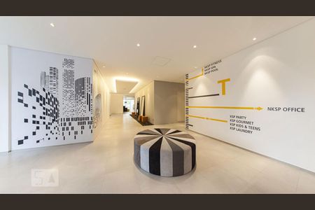 Studio para alugar com 42m², 1 quarto e 1 vaga Studio para alugar com 42m², 1 quarto e 1 vagaHall