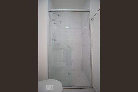 Studio para alugar com 42m², 1 quarto e 1 vaga Studio para alugar com 42m², 1 quarto e 1 vagaBanheiro