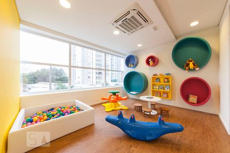 Studio para alugar com 42m², 1 quarto e 1 vaga Studio para alugar com 42m², 1 quarto e 1 vagaBrinquedoteca