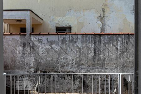 Vista da sala  de casa para alugar com 1 quarto, 40m² em Jardim Belém, São Paulo