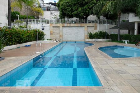 Apartamento para alugar com 50m², 2 quartos e 1 vaga Apartamento para alugar com 50m², 2 quartos e 1 vagaÁrea comum - Piscina