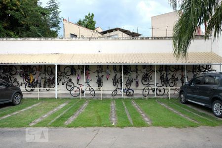Apartamento para alugar com 50m², 2 quartos e 1 vaga Apartamento para alugar com 50m², 2 quartos e 1 vagaÁrea comum - Bicicletário