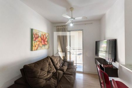 Sala de apartamento para alugar com 2 quartos, 50m² em São Cristóvão, Rio de Janeiro